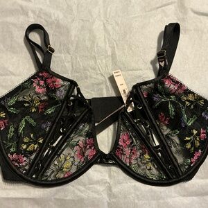 Victoria’s Secret Very Sexy Bra